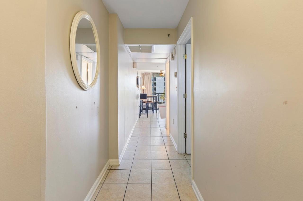 Location!!! Oceanfront Condo At Meridian Plaza Myrtle Beach Exterior photo