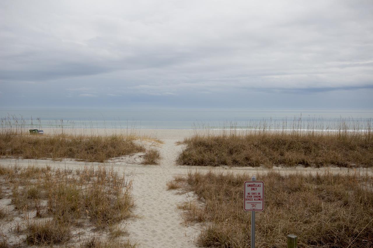 Location!!! Oceanfront Condo At Meridian Plaza Myrtle Beach Exterior photo